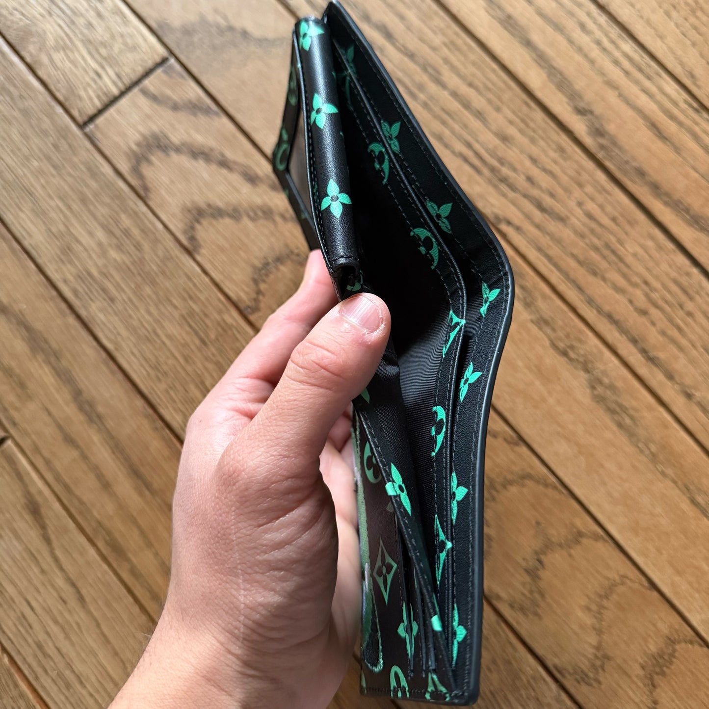 Kissland Wallet